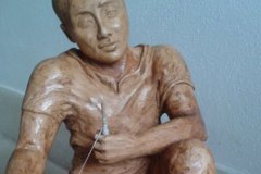 Prima del grande volo, scultura in argilla, 2018